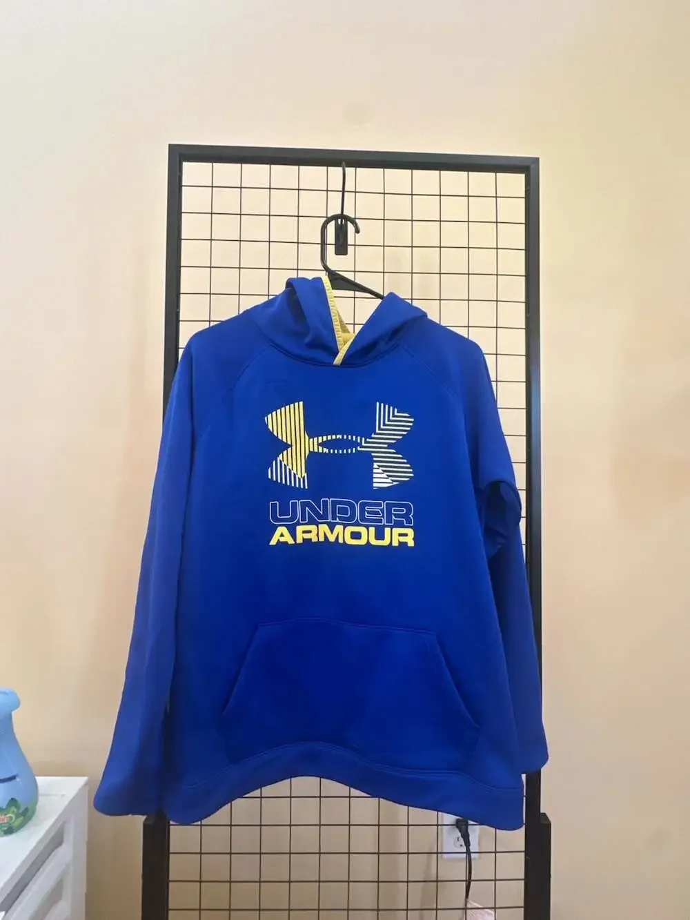 Under Armour ColdGear Loose Fit Boys Pullover Hoodie Youth XL Blue and Yellow